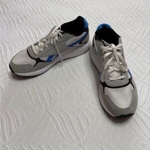 Reebok Glide DMX Men’s White & Grey Sneakers. Size 11